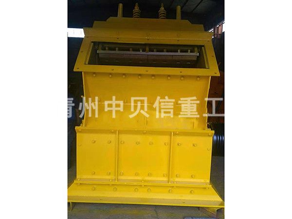大型反擊破碎機