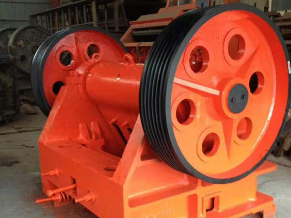 顎式破碎機(jī)